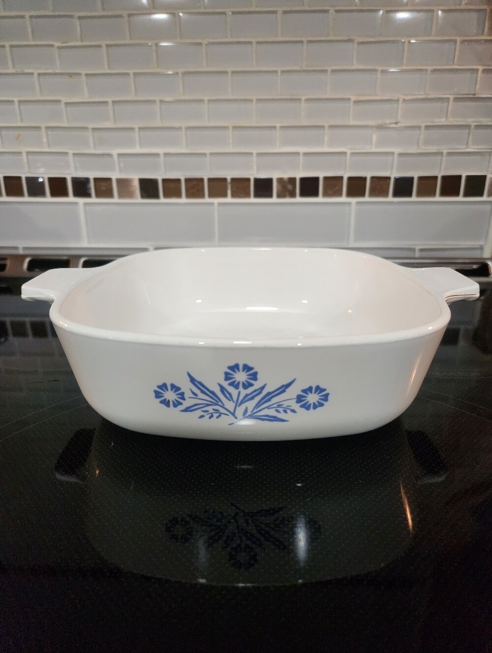 Corningware White Ceramic 1 Qt Casserole with Blue Floral Motif